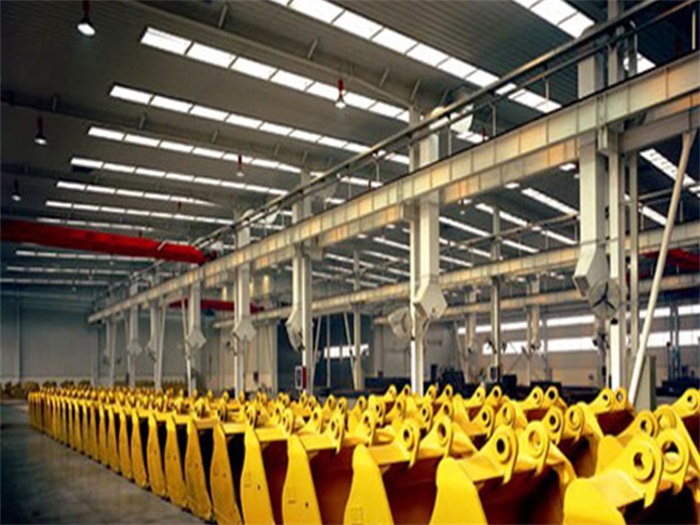 岳阳徐工集团挖掘机装配车间